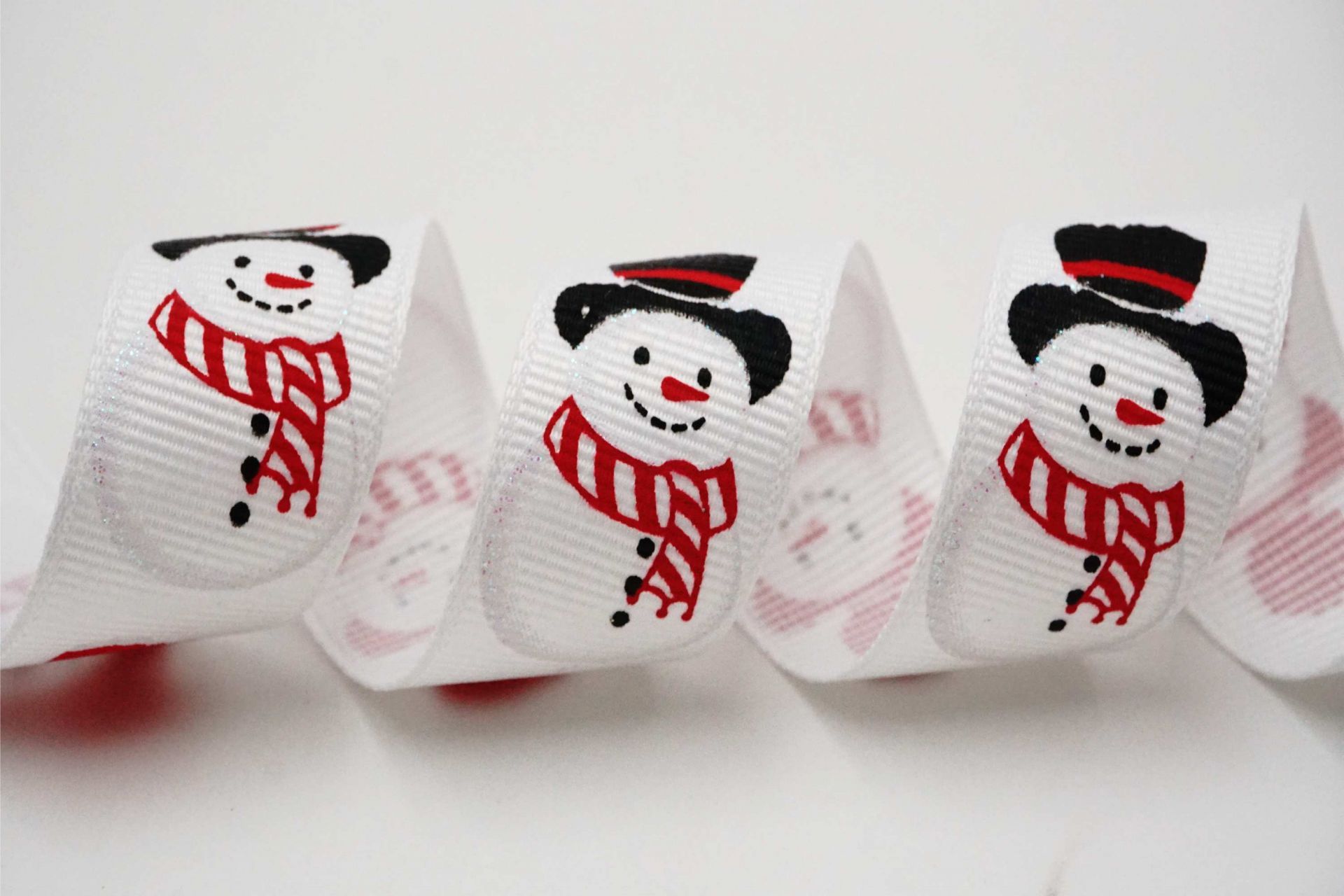 クリスマス雪だるま祝祭リボン